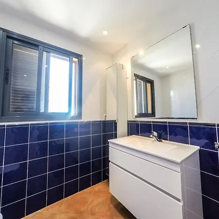 Miramar Stunning Sea View - 2 Bedrooms, Wifi, Pool Сasa de vacaciones